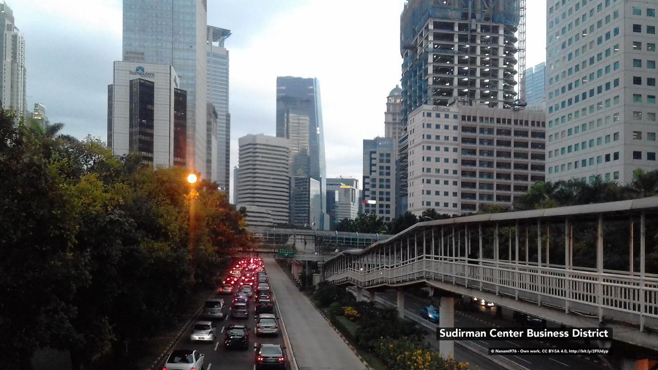 Zen Premium Sampoerna Strategic Square Hotel Jakarta Exterior foto